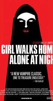 Photo de A Girl Walks Home Alone at Night 2 / 4