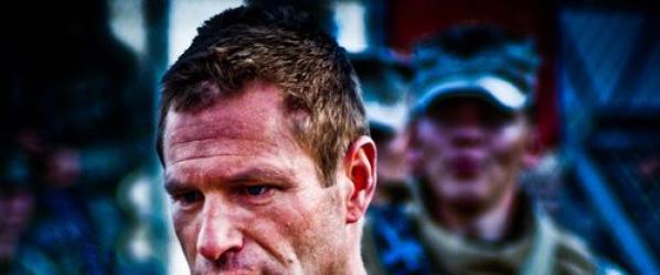 BATTLE LOS ANGELES Une photo du soldat Aaron Eckhart dans BATTLE LOS ANGELES