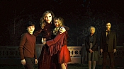 MEDIA - DARK SHADOWS  - La bande-annonce laffiche et un stock de photos 