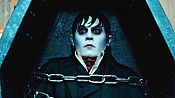 MEDIA - DARK SHADOWS  - La bande-annonce laffiche et un stock de photos 