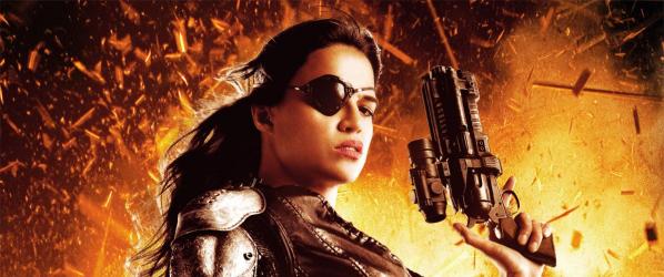 MEDIA - MACHETE KILLS La badass Michelle Rodriguez botte des culs