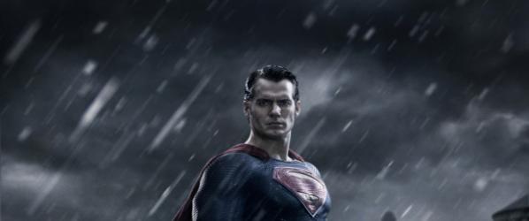 MEDIA - BATMAN V SUPERMAN  LAUBE DE LA JUSTICE Première photo d’Henry Cavill en Superman