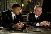 MEDIA - MEN IN BLACK 3  - Une nouvelle affiche une featurette et des tonnes de photos 