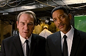 MEDIA - MEN IN BLACK 3  - Une nouvelle affiche une featurette et des tonnes de photos 