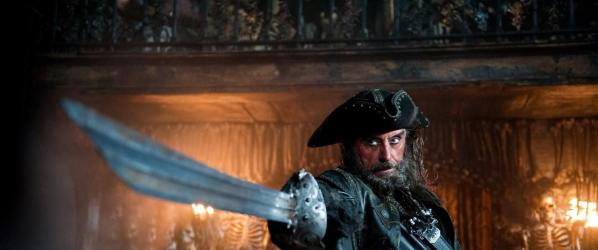 MEDIA - PIRATES DES CARAIBES 4 LA FONTAINE DE JOUVENCE PIRATES DES CARAIBES 4 - Une photo de Barbe-Noire