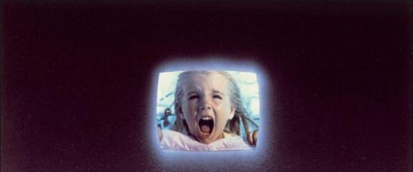 POLTERGEIST Le remake de POLTERGEIST avancé au 24 Novembre 2010 