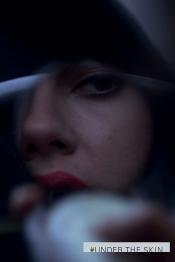 Photo de Under the Skin 13 / 18