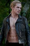 PRIEST Cam Gigandet un vampire de TWILIGHT chez les vampires de PRIEST